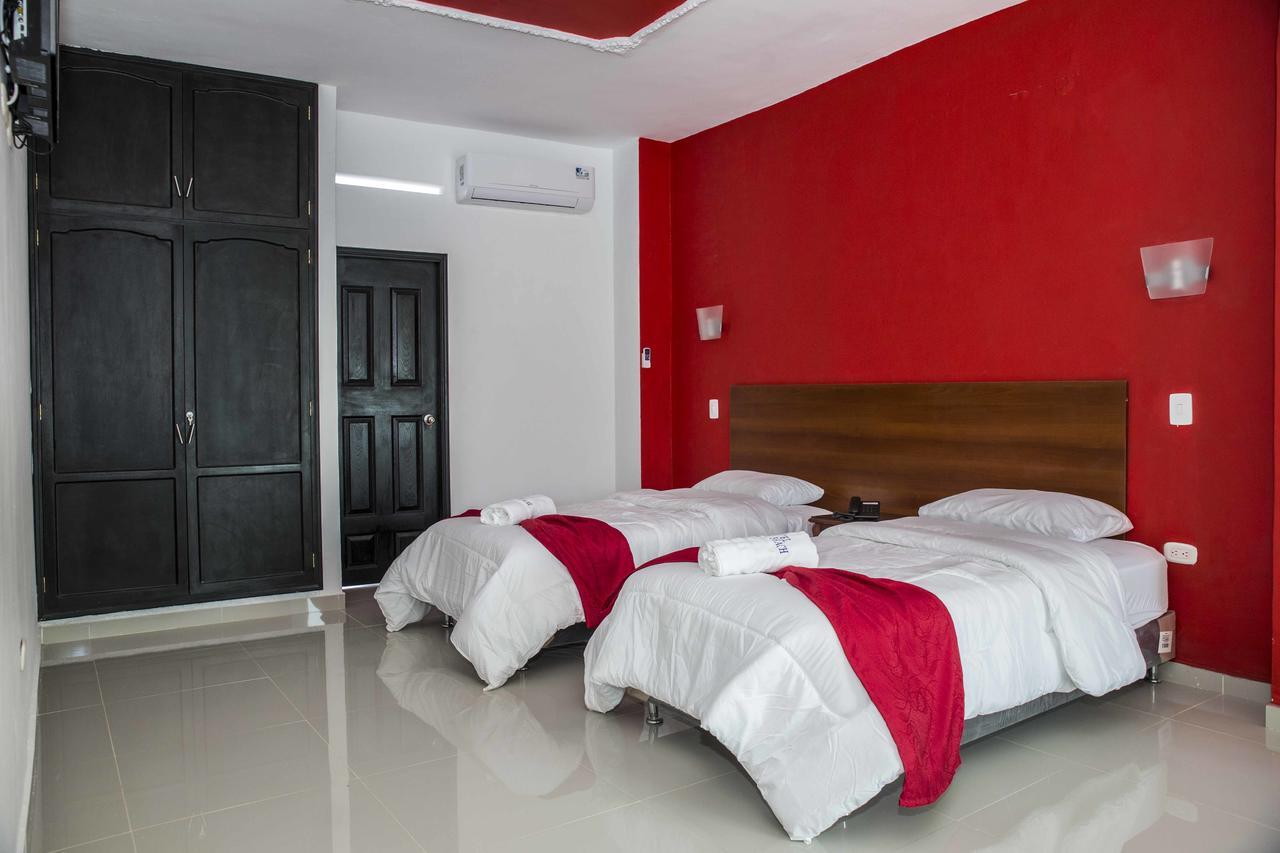 Hotel Large Beach Taganga Quarto foto