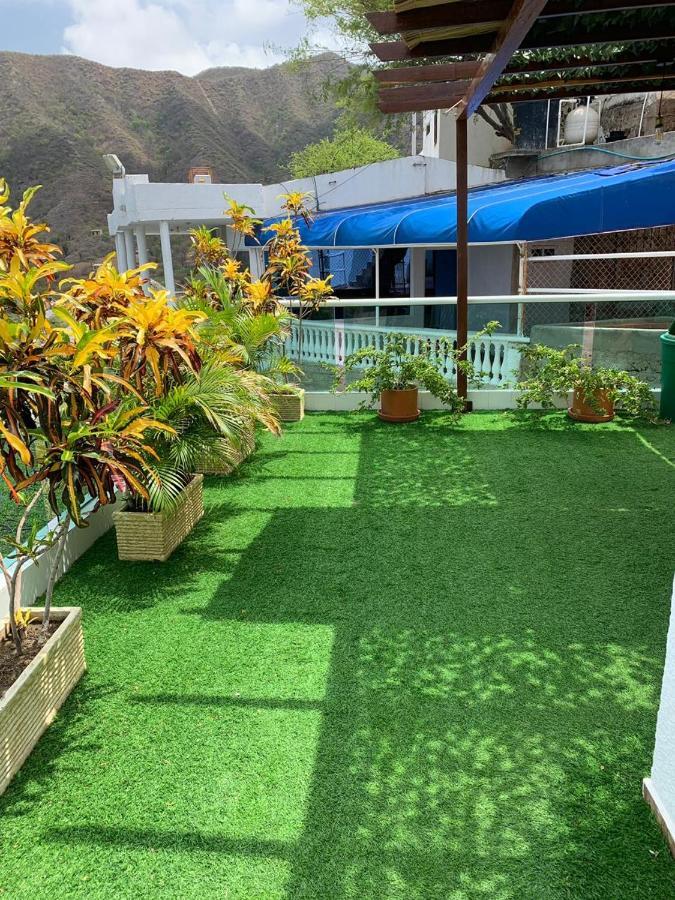 Hotel Large Beach Taganga Exterior foto